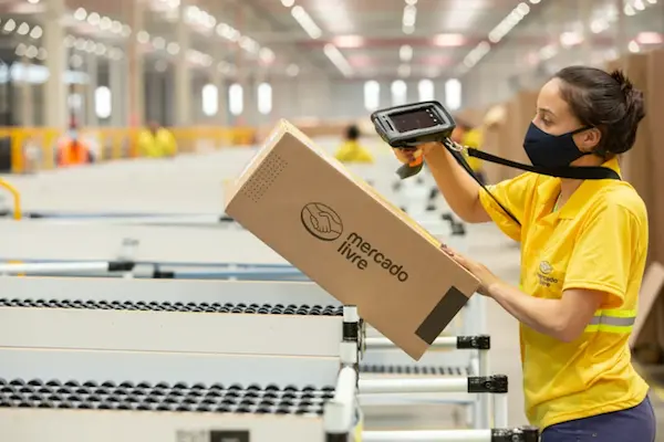 Auxiliar Logístico do Mercado Livre (2)